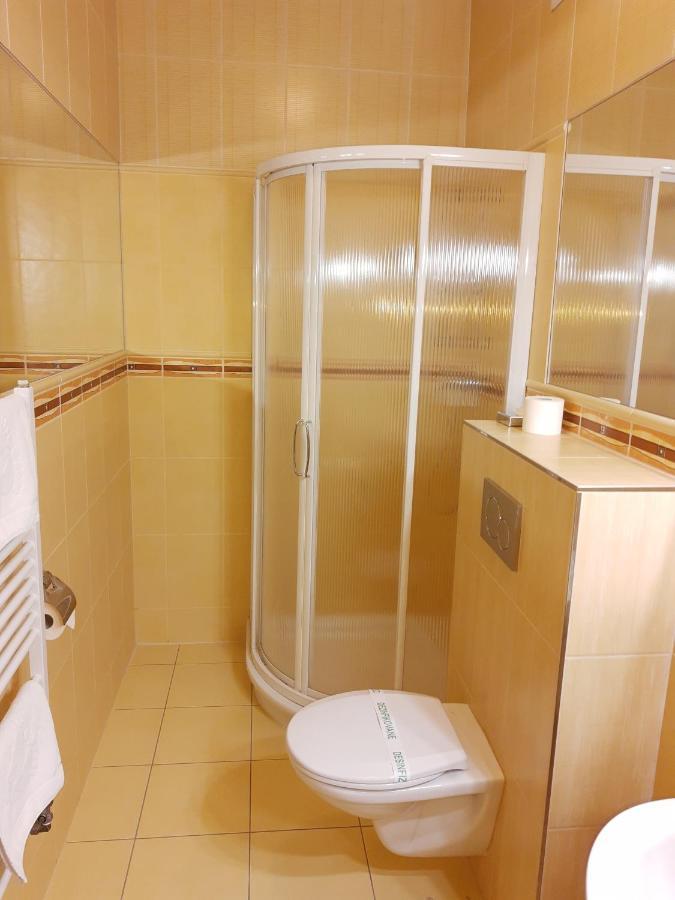 Hotel Air Holíč Esterno foto