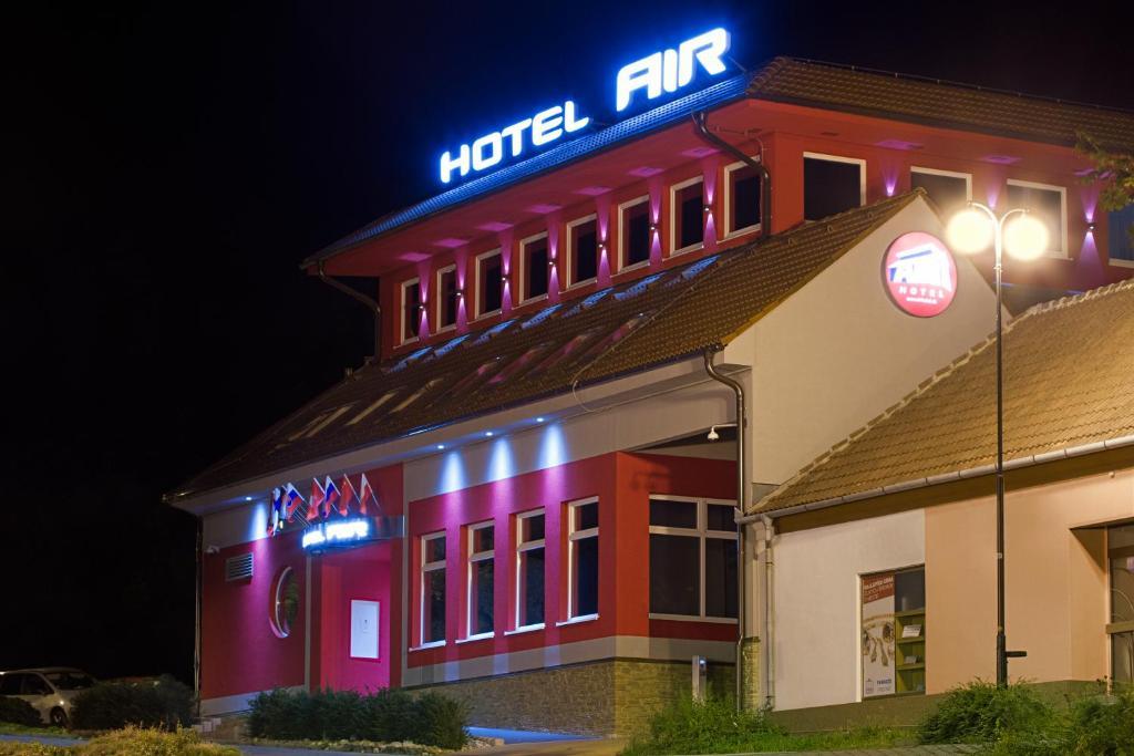 Hotel Air Holíč Esterno foto
